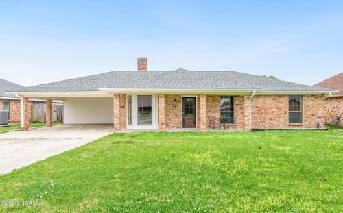 812 E F St, Rayne, LA, 70578-8304 | Card Image