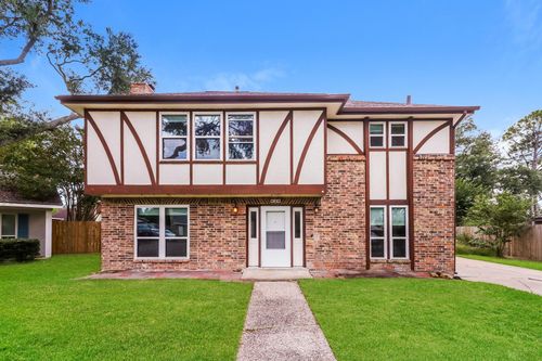 826 Bradwell Dr, Houston, TX, 77062-3301 | Card Image