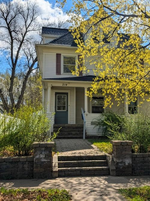 214 S 5th St, Montevideo, MN, 56265-1914 | Card Image