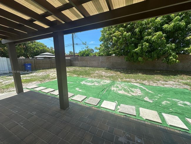 1754 Ne 48 Th Ct, House other with 3 bedrooms, 1 bathrooms and null parking in Pompano Beach FL | Image 34