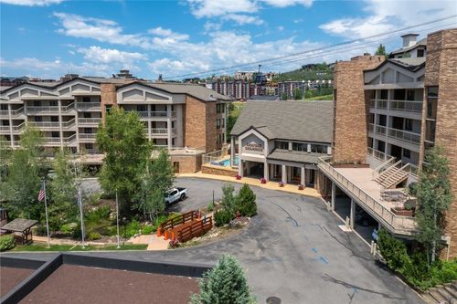 233-2308 Ski Trail Ln, Steamboat Springs, CO, 80487-2043 | Card Image