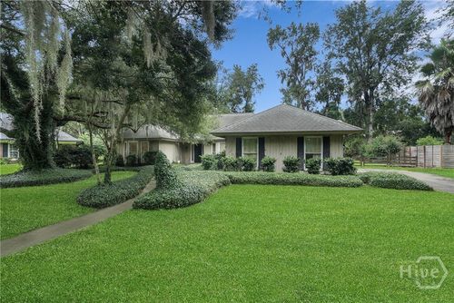 12 Majestic Oaks Cir, Savannah, GA, 31406-3011 | Card Image
