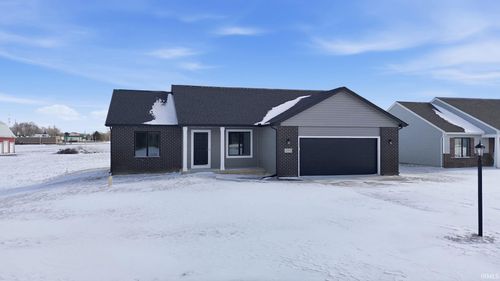 4938 N Cranbrook Rd, North Webster, IN, 46555-7002 | Card Image