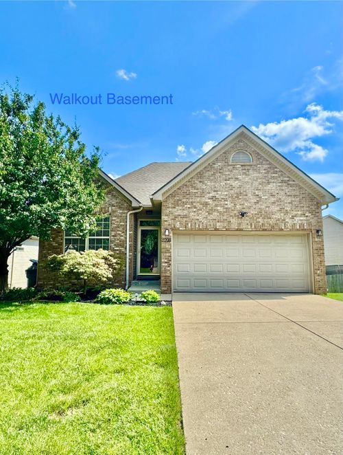 3008 Roundway Down Ln, Lexington, KY, 40509-8522 | Card Image