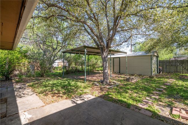 407 E 10 Th St, House other with 3 bedrooms, 2 bathrooms and null parking in Bishop TX | Image 22