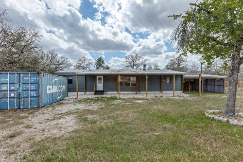 133 Deer Run, Smithville, TX, 78957-4804 | Card Image