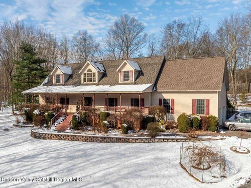 2950 New Prospect Rd, Pine Bush, NY, 12566-5631 | Card Image