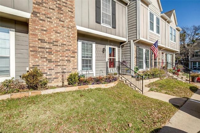 32 Abbey Rd, Condo with 2 bedrooms, 2 bathrooms and null parking in Euless TX | Image 37