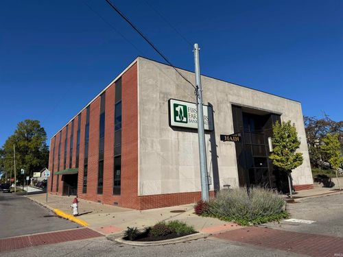 101 S Main St, Culver, IN, 46511-1601 | Card Image