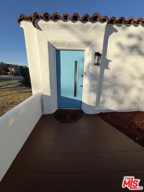 7806 S Denker Ave, LOS ANGELES, CA, 90047-2853 | Card Image