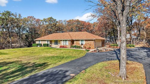 471 Rolling Wood Hills Dr, Durant, OK, 74701-1711 | Card Image