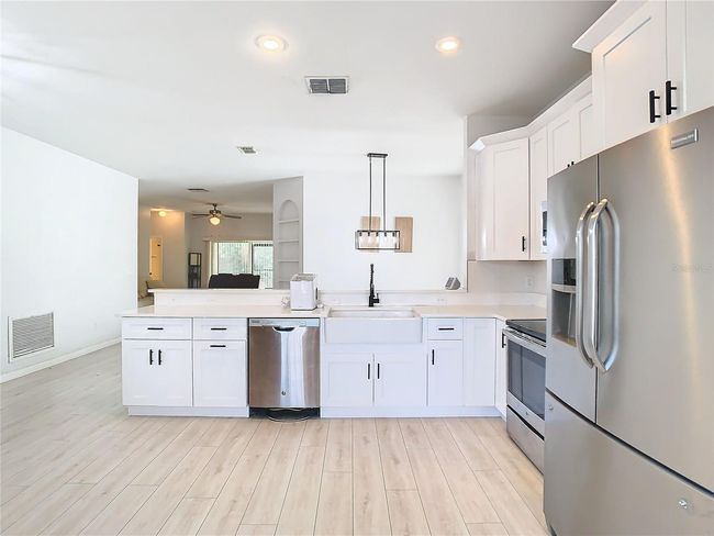 4981 Waterside Pointe Cir, House other with 4 bedrooms, 2 bathrooms and null parking in ORLANDO FL | Image 6