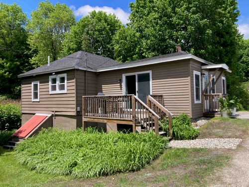 20 Daniel Webster Hwy, Plymouth, NH, 03264-4527 | Card Image