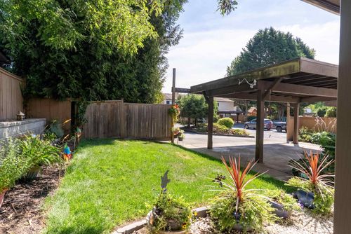 5155 203 St, Langley, BC, V3A1V6 | Card Image