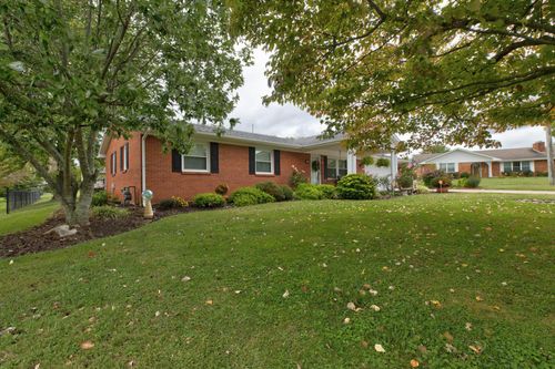989 Shelia Ln, Mount Sterling, KY, 40353 | Card Image