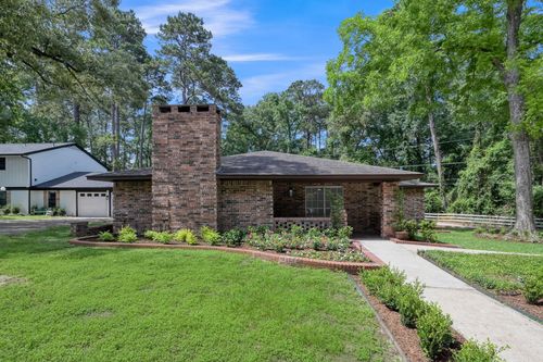 117 Broken Bough Ln, Conroe, TX, 77304-1701 | Card Image
