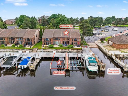 84 Harbor Dr, Ludington, MI, 49431-9106 | Card Image