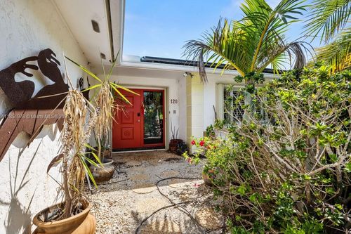 120 Barracuda Dr, Placida, FL, 33946-2403 | Card Image