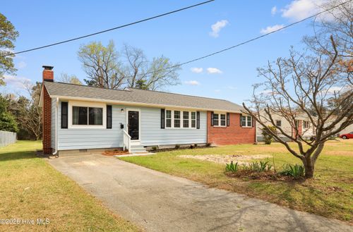 706 Seminole Trl, Jacksonville, NC, 28540-4441 | Card Image