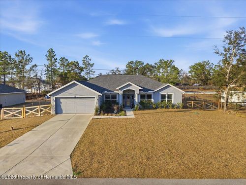 12015 Phoenix Ave, WEEKI WACHEE, FL, 34614-3117 | Card Image