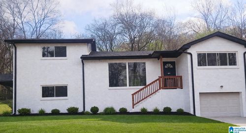 601 13th St, MIDFIELD, AL, 35228-2429 | Card Image