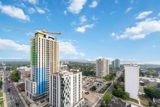 1709 - 15 Queen St S, Condo with 2 bedrooms, 2 bathrooms and 1 parking in Hamilton ON | Image 30