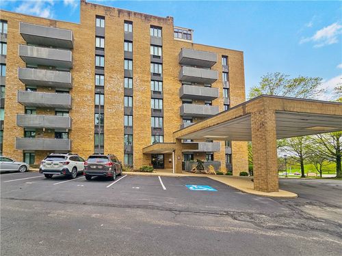apt-2j-820 E Beau St, Washington, PA, 15301-2908 | Card Image