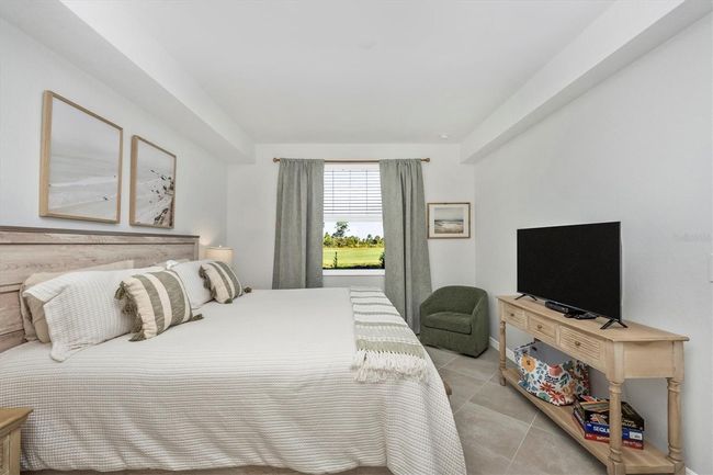 primary bedroom | Image 20