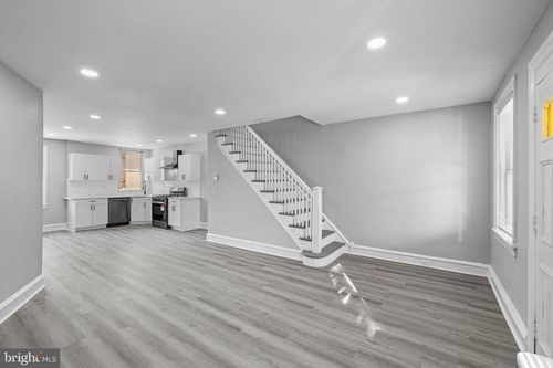 5517 Ridgewood St, PHILADELPHIA, PA, 19143-4030 | Card Image