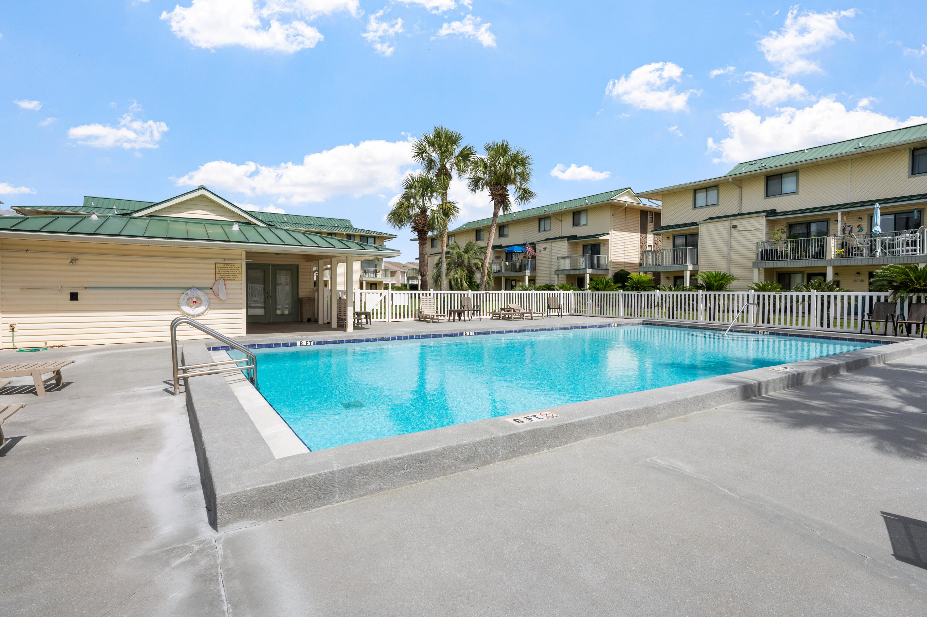 Residential in Miramar Beach 4