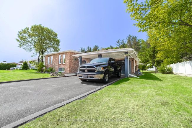 115 Mckee Rd, House other with 4 bedrooms, 4 bathrooms and 4 parking in Deep River ON | Image 4