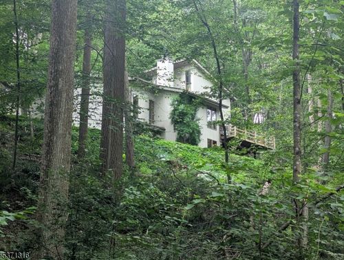 315 Sweet Hollow Rd, Milford, NJ, 08848-2005 | Card Image