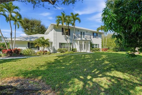 7395 Stonegate Dr, NAPLES, FL, 34109-7202 | Card Image