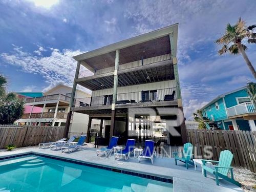 513 W 1st Ave, Gulf Shores, AL, 36542-6413 | Card Image