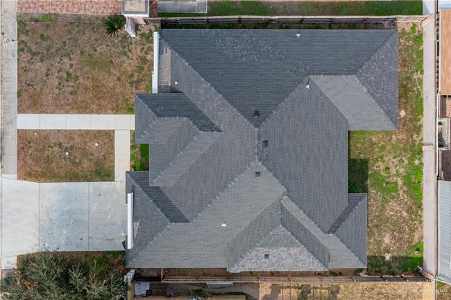 211 N 17 Th St, House other with 4 bedrooms, 3 bathrooms and 2 parking in Hidalgo TX | Image 14
