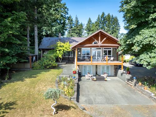 8947 Clarkson Ave, Black Creek, BC, V9J1B2 | Card Image