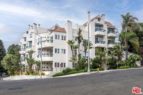 unit-201-15425 Antioch St, Pacific Palisades, CA, 90272-4372 | Card Image
