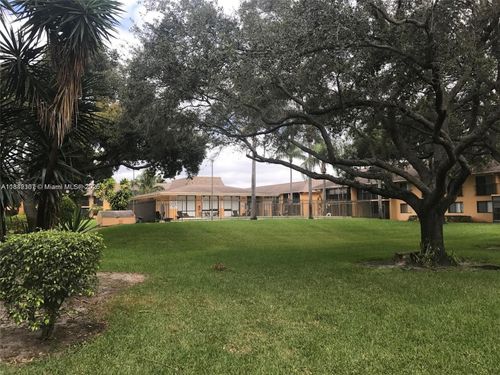 apt-45-5831 Washington St, Hollywood, FL, 33023-7409 | Card Image