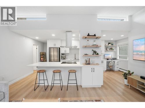 303-1516 Charles St, Vancouver, BC, V5L2T1 | Card Image