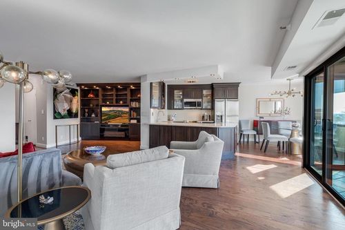 apt-622-1600 N Oak St, ARLINGTON, VA, 22209-2763 | Card Image