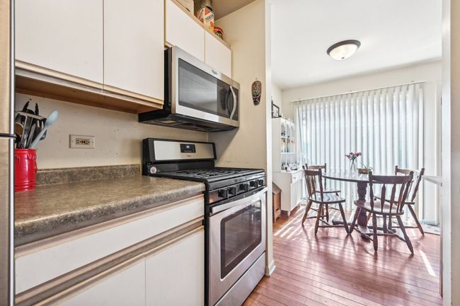 1024 Center Dr, Townhouse with 2 bedrooms, 2 bathrooms and 2 parking in MARENGO IL | Image 8