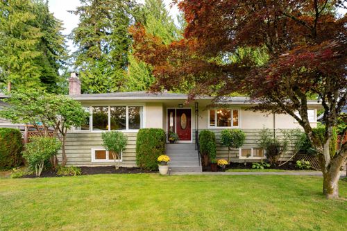 3658 Loraine Ave, North Vancouver, BC, V7R4B8 | Card Image