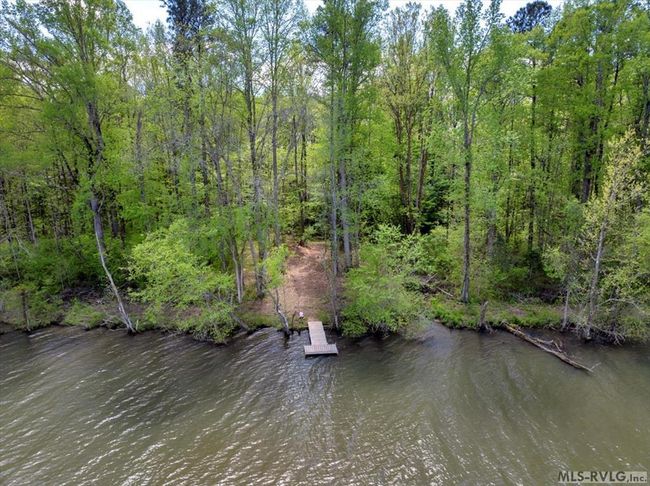 Lakeside dock | Image 21