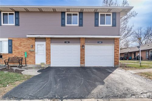 1704 Villa South Dr, West Carrollton, OH, 45449-3717 | Card Image