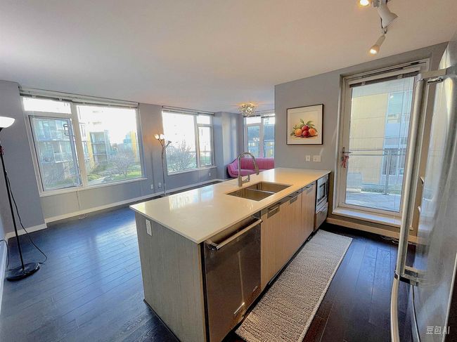 502 - 7688 Alderbridge Way, Condo with 2 bedrooms, 2 bathrooms and 1 parking in Richmond BC | Image 11