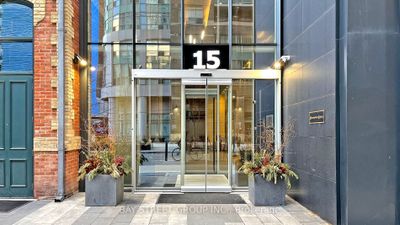 4301 - 15 Grenville St, Condo with 1 bedrooms, 1 bathrooms and null parking in Toronto ON | Image 2