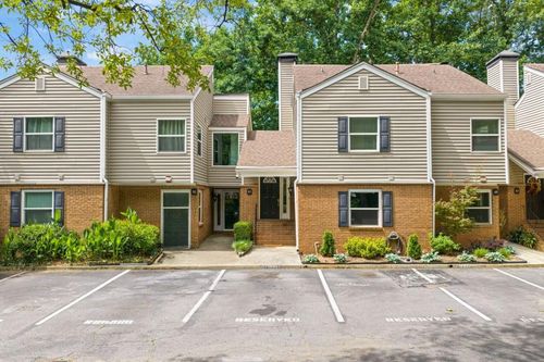 83 Dunwoody Springs Dr, Sandy Springs, GA, 30328-4581 | Card Image