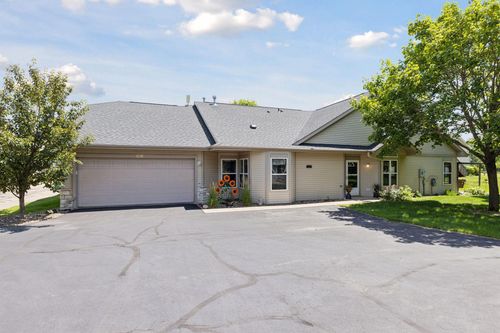apt-3-700 Leroy Ln, River Falls, WI, 54022-6209 | Card Image