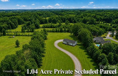 140 Broome Farm Ln, Mooresville, NC, 28115-5749 | Card Image