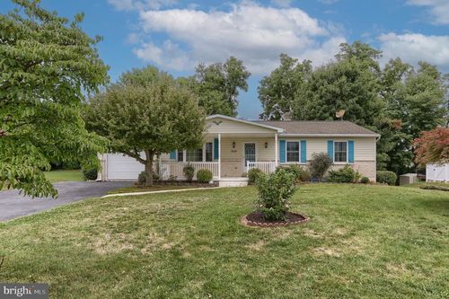 3065 W Oak St, LEBANON, PA, 17042-4135 | Card Image